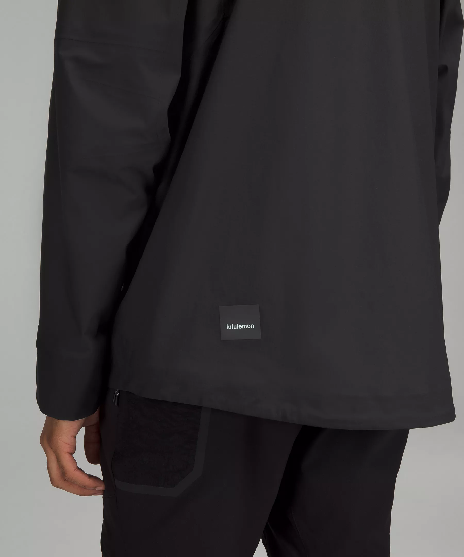 Lululemon WATERPROOF HIKING JACKET 6 Lululemon WATERPROOF HIKING JACKET - Image 4