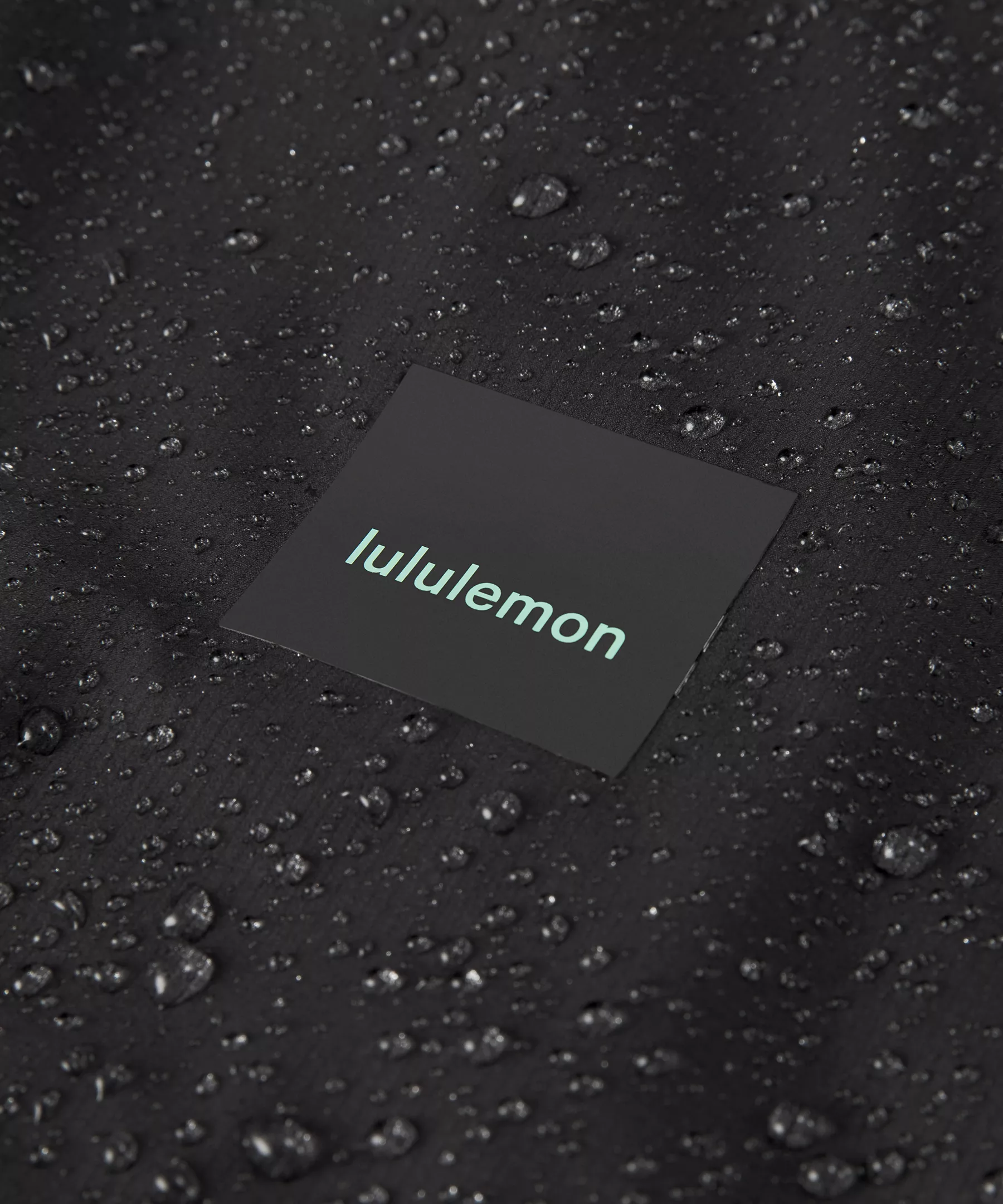 Lululemon WATERPROOF HIKING JACKET 10 Lululemon WATERPROOF HIKING JACKET - Image 8