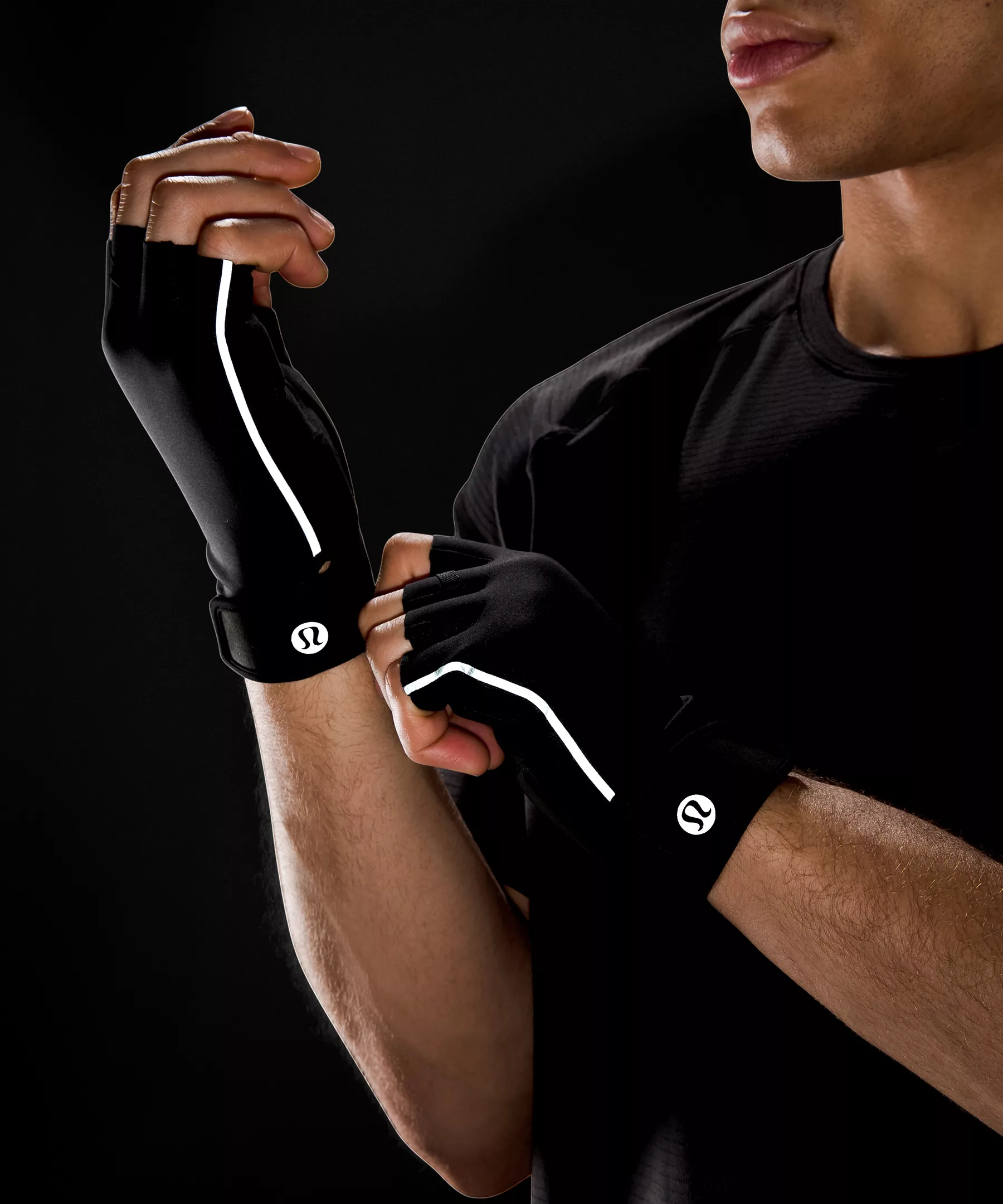 Lululemon MEN'S LICENSE TO TRAIN TRAINING GLOVES 5 Lululemon MEN'S LICENSE TO TRAIN TRAINING GLOVES - Image 3