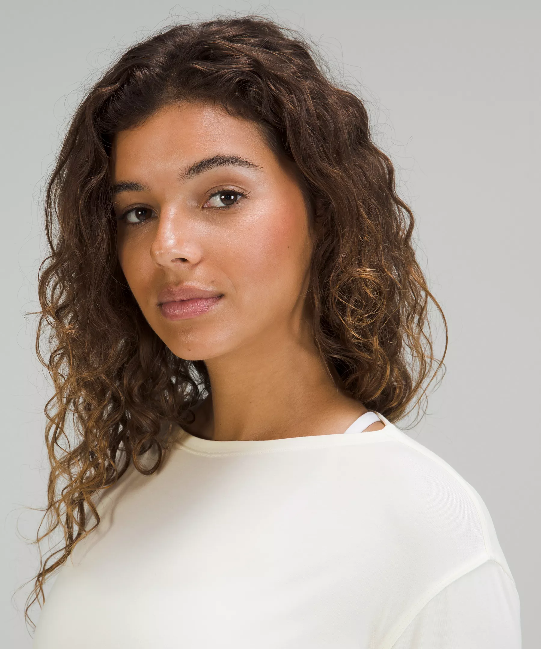 Lululemon MODAL-BLEND OPEN-BACK LONG SLEEVE SHIRT 6 Lululemon MODAL-BLEND OPEN-BACK LONG SLEEVE SHIRT - Image 4