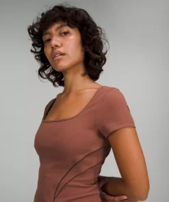 Lululemon SQUARE NECK MESH AND NULU YOGA T-SHIRT -Fashion Comprehensive LW3GC7S 045609 4