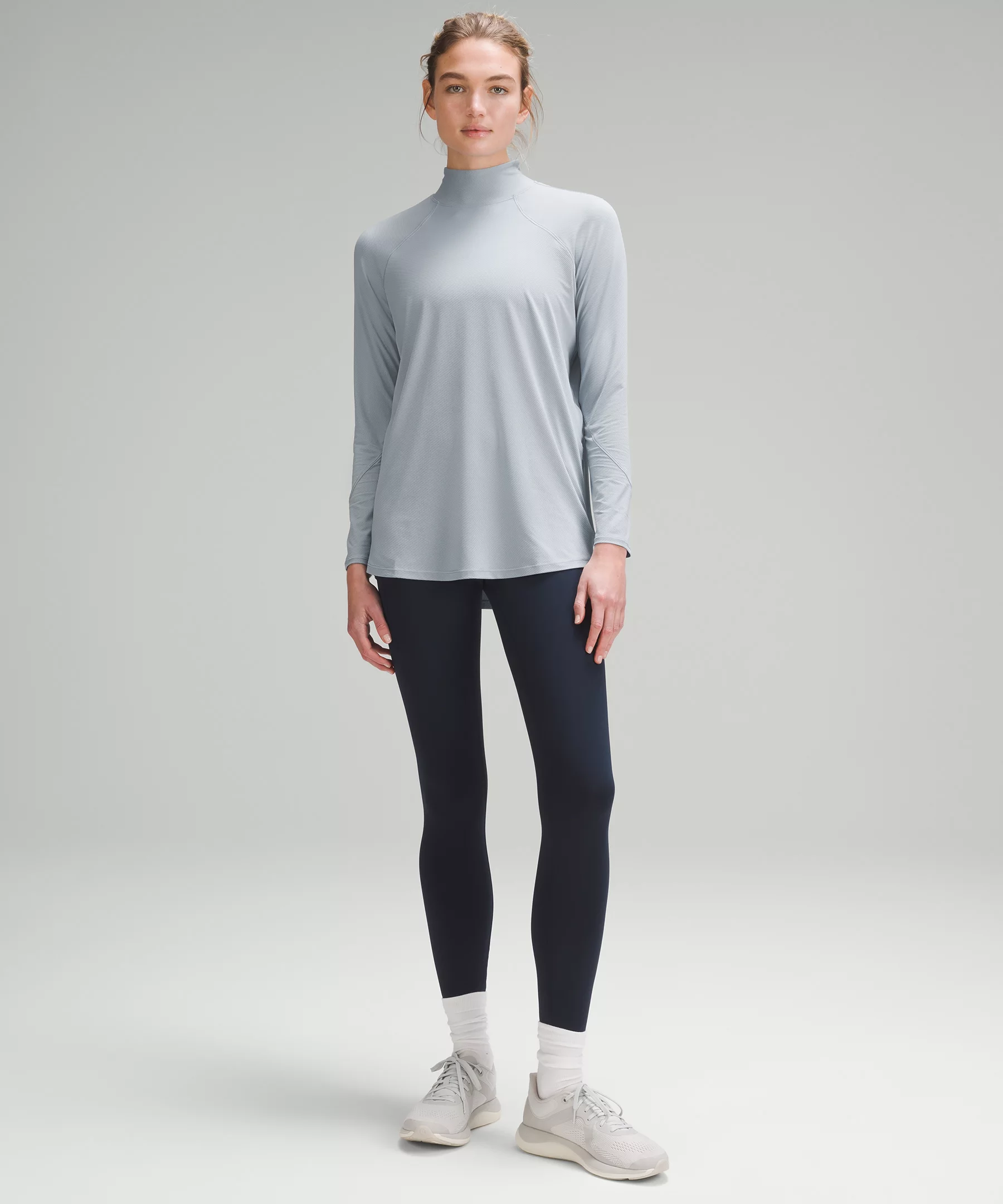 Lululemon HIGH-COVERAGE TRAINING LONG-SLEEVE SHIRT 4 Lululemon HIGH-COVERAGE TRAINING LONG-SLEEVE SHIRT - Image 2