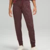 Lululemon ENGINEERED WARMTH JOGGER 1 Lululemon ENGINEERED WARMTH JOGGER -Fashion Comprehensive LW5DEYS 051641 1