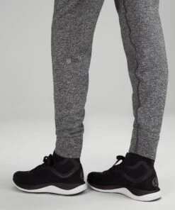 Lululemon ENGINEERED WARMTH RELAXED FIT JOGGER *FULL LENGTH -Fashion Comprehensive LW5EHHS 0023 5