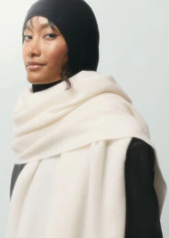 Other Stories CASHMERE KNITTED HOOD