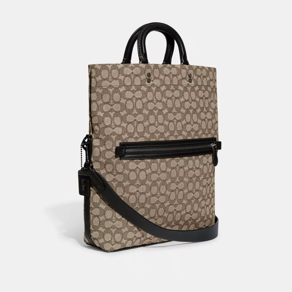 Coach ROWE FOLDOVER TOTE IN SIGNATURE TEXTILE JACQUARD 4 Coach ROWE FOLDOVER TOTE IN SIGNATURE TEXTILE JACQUARD - Image 2
