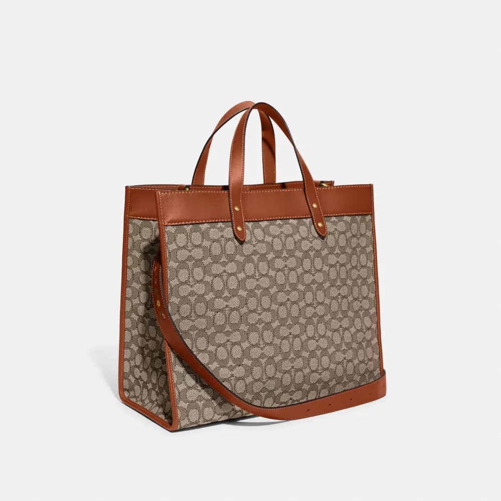 DISNEY X COACH FIELD TOTE 40 IN SIGNATURE TEXTILE JACQUARD WITH PATCHES 4 DISNEY X COACH FIELD TOTE 40 IN SIGNATURE TEXTILE JACQUARD WITH PATCHES - Image 2